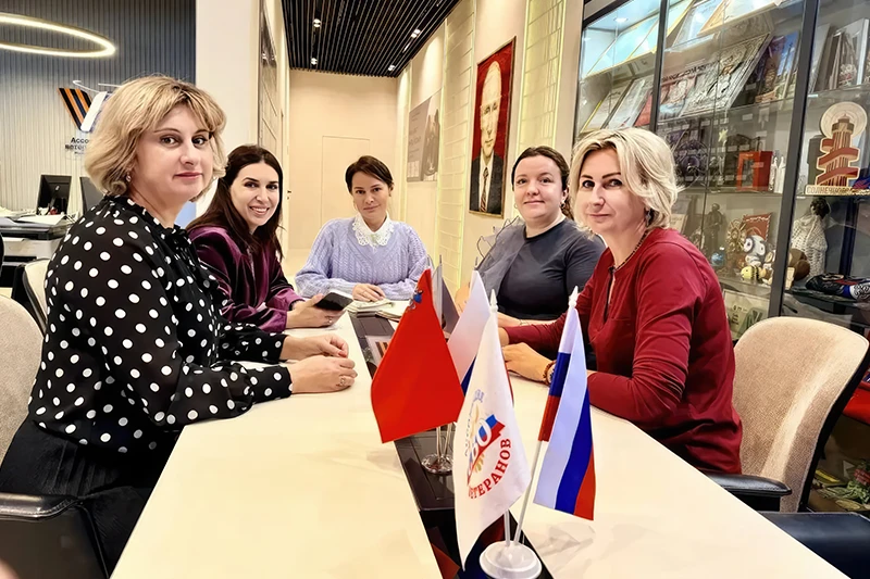 Надежный тыл для тех, кто ждет Героев: масштабная поддержка будущих мам в Подмосковье!